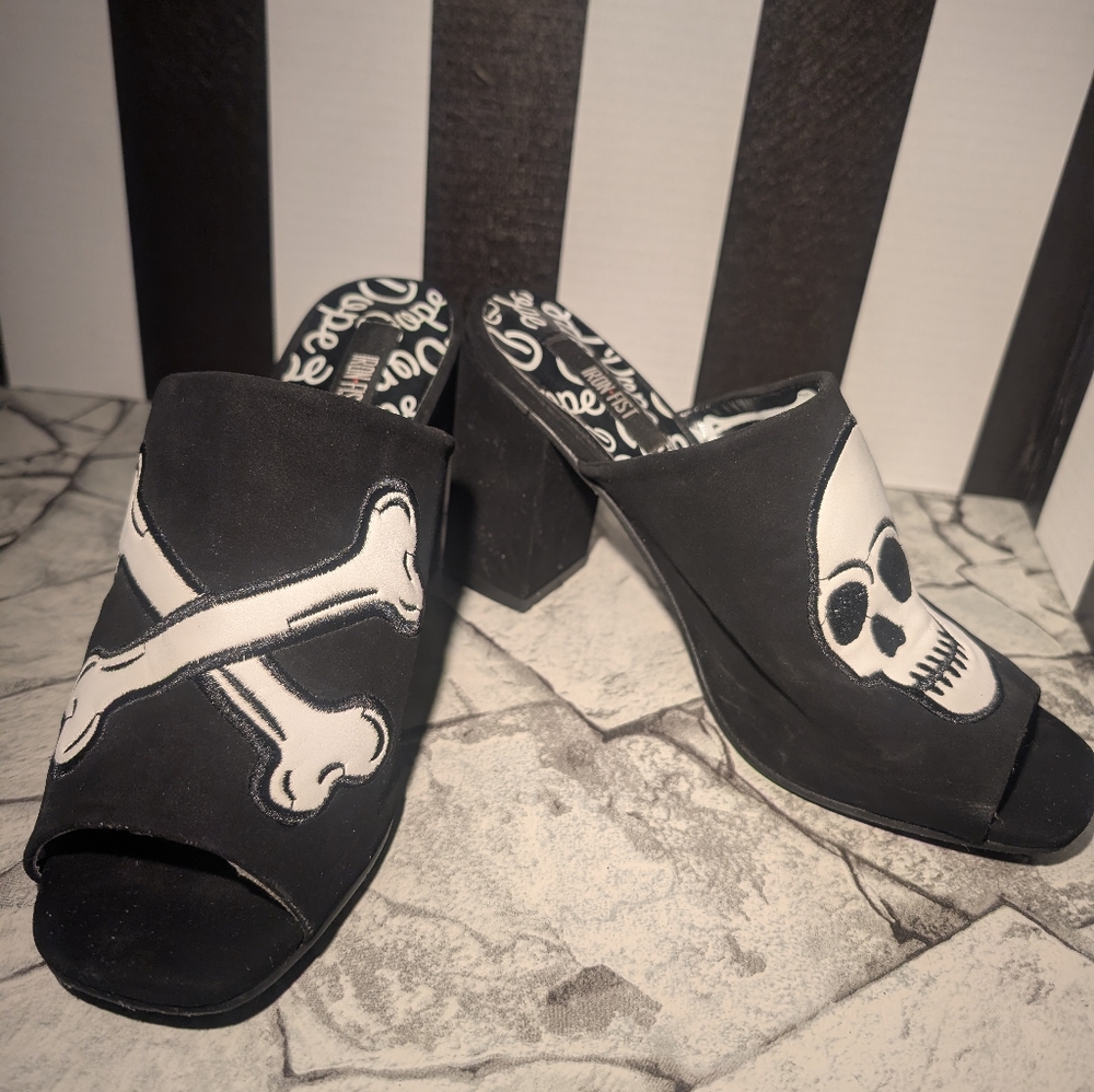 Iron Fist Dead Tire Slide Heel size 9